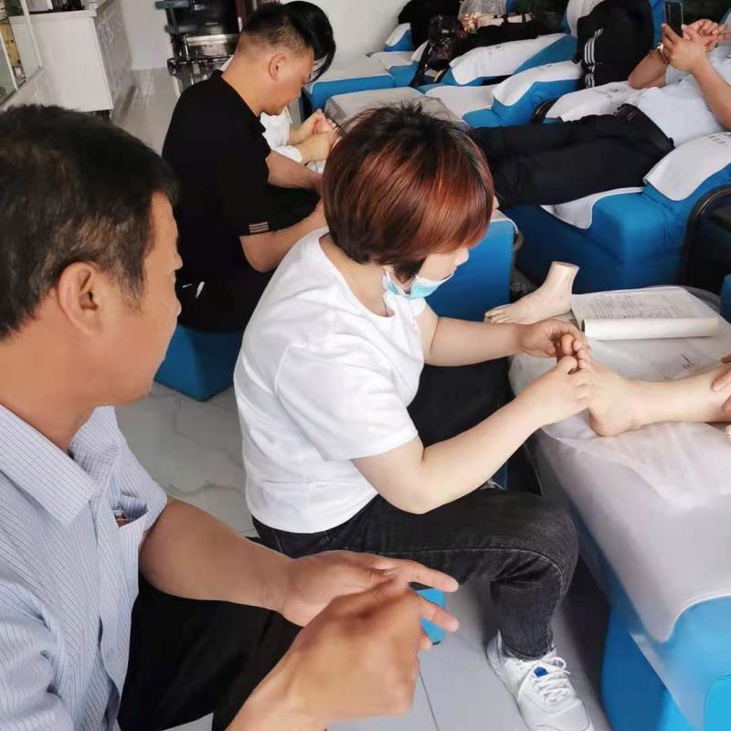 愛(ài)足康第44期公益培訓(xùn)班，歡迎來(lái)自河北，山西，焦作家人們前來(lái)學(xué)習(xí)30分鐘祛灰甲+棒法足療，大家受益匪淺